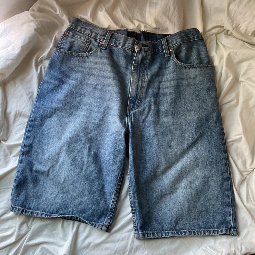 Levi's Men's Blue and Navy Shorts